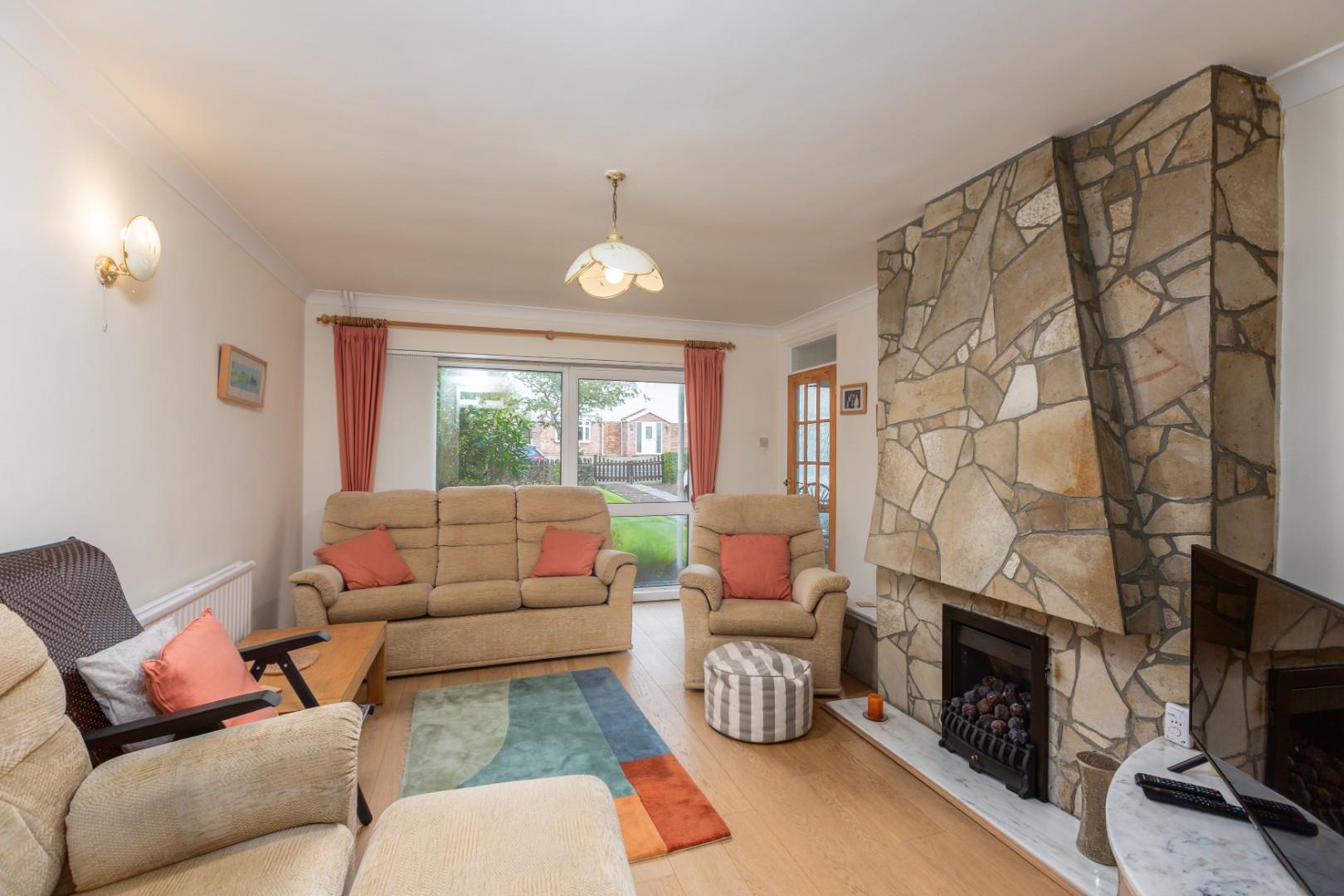 Browns Drive, Southgate, Pennard, Swansea, SA3 2AE